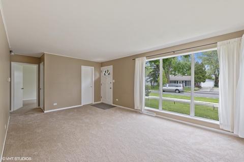 3405 Peacock Ln, Rolling Meadows, IL 60008 photo 2