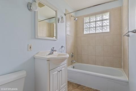 3405 Peacock Ln, Rolling Meadows, IL 60008 photo 9