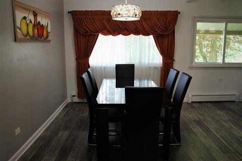 2505 School Dr, Rolling Meadows, IL 60008 photo 4