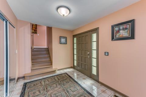 125 Coral Ln, Wheeling, IL 60090 photo 3
