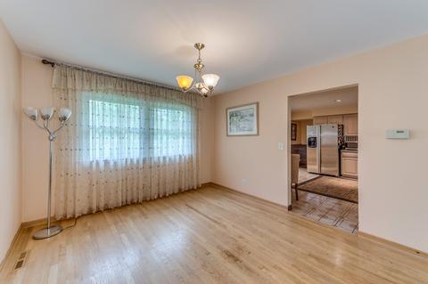 125 Coral Ln, Wheeling, IL 60090 photo 7