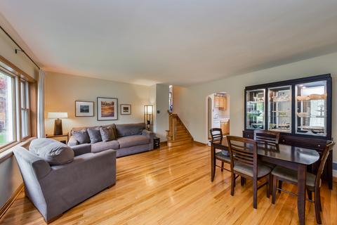 802 Sunset Rd, Wheaton, IL 60189 photo 2