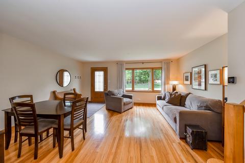 802 Sunset Rd, Wheaton, IL 60189 photo 3
