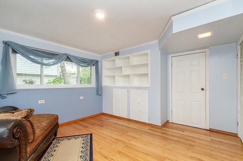 520 Durham Ln, Hoffman Estates, IL 60169 photo 21