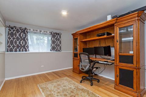 520 Durham Ln, Hoffman Estates, IL 60169 photo 17