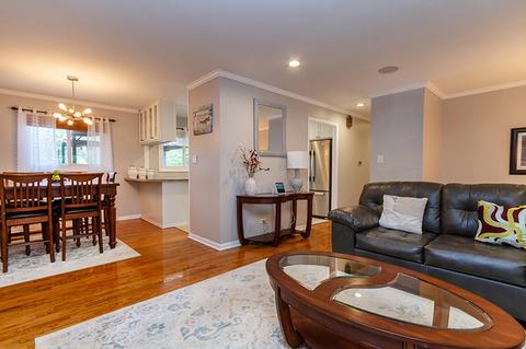520 Durham Ln, Hoffman Estates, IL 60169 photo 5