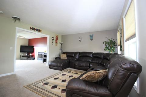 3260 Butterfly Dr, Normal, IL 61761 photo 6