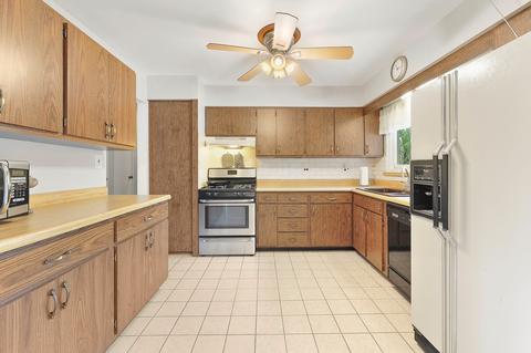 40 Laurel Trl, Wheeling, IL 60090 photo 6