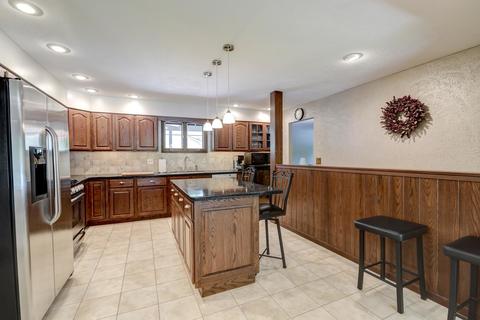 308 Carl Dr, Bloomington, IL 61704 photo 13