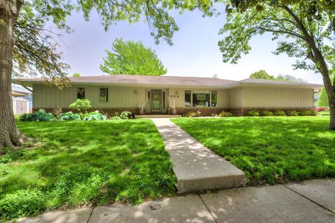 308 Carl Dr, Bloomington, IL 61704 photo 1