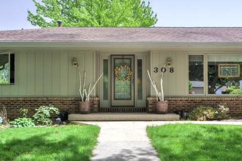 308 Carl Dr, Bloomington, IL 61704 photo 7