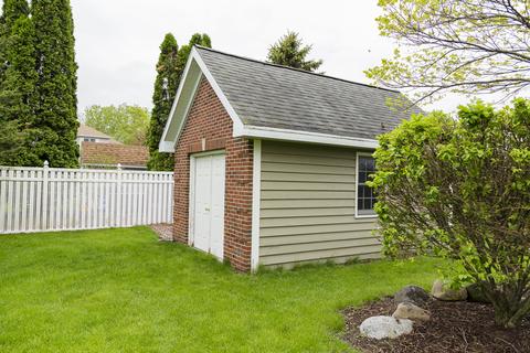 726 30th St, Peru, IL 61354 photo 91