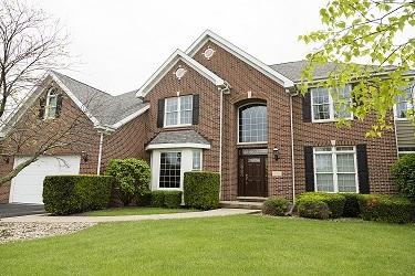 726 30th St, Peru, IL 61354 photo 2