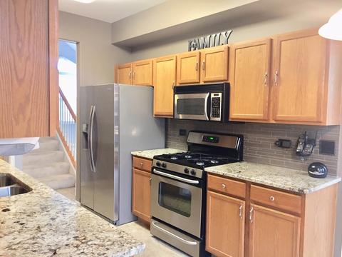 1278 Tamarack Dr, Bartlett, IL 60103 photo 7