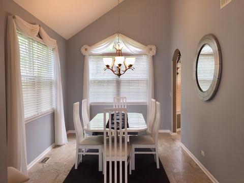 1278 Tamarack Dr, Bartlett, IL 60103 photo 5