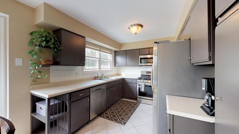 1264 Robin Dr, Carol Stream, IL 60188 photo 8