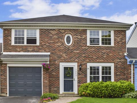 1264 Robin Dr, Carol Stream, IL 60188 photo 1