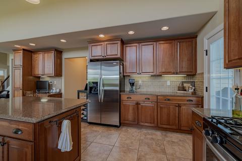 2500 Heather Ridge Dr, Normal, IL 61761 photo 9