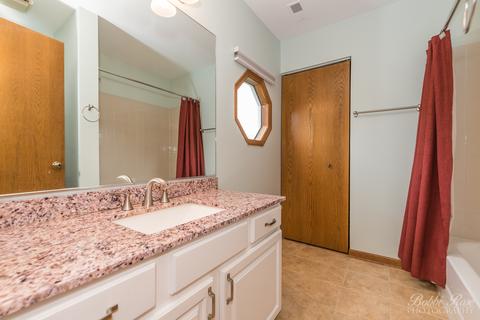 758 Cimarron Dr, Cary, IL 60013 photo 20