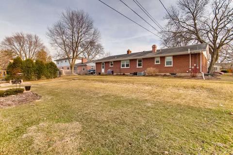 1434 Maple Ln, Elgin, IL 60123 photo 28