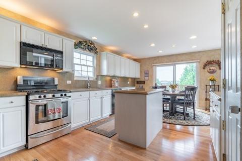 907 Angle Tarn, West Dundee, IL 60118 photo 7