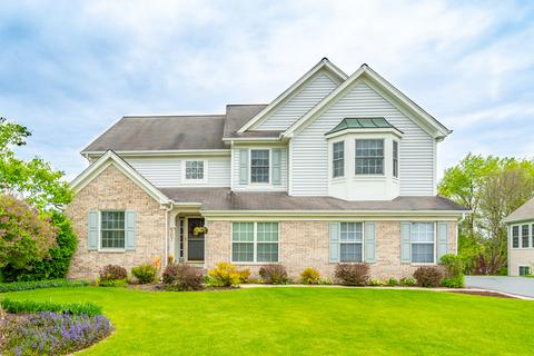 907 Angle Tarn, West Dundee, IL 60118 photo 1