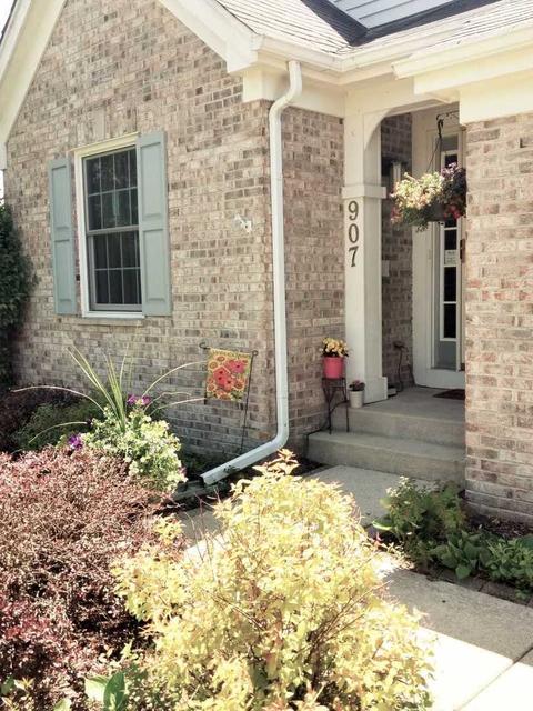907 Angle Tarn, West Dundee, IL 60118 photo 2