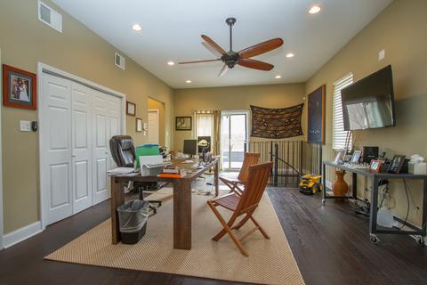1724 E 73rd St, Chicago, IL 60649 photo 10