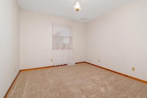 17717 Parnell Rd, Dewitt, IL 61735 photo 19