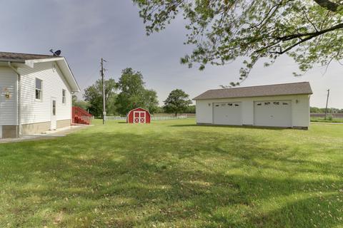 17717 Parnell Rd, Dewitt, IL 61735 photo 25