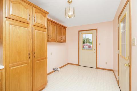 17717 Parnell Rd, Dewitt, IL 61735 photo 6