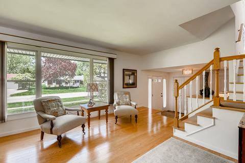 855 Harrison Ln, Hoffman Estates, IL 60192 photo 5