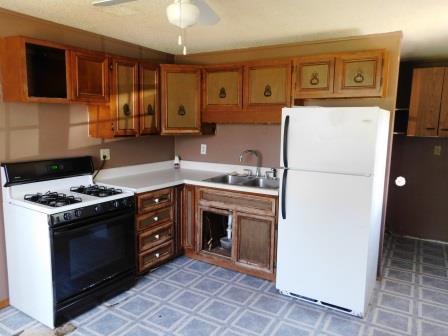 121 N Ash St, Cullom, IL 60929 photo 8