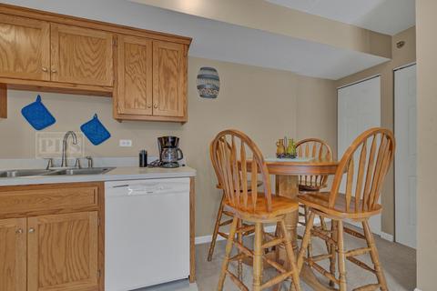 7326 40th St #4F, Lyons, IL 60534 photo 7