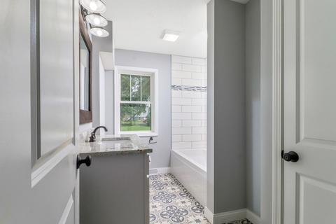 404 E Locust St, Normal, IL 61761 photo 24