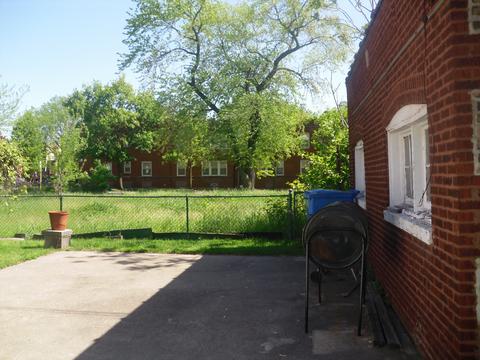 7748 S Champlain Ave, Chicago, IL 60619 photo 6