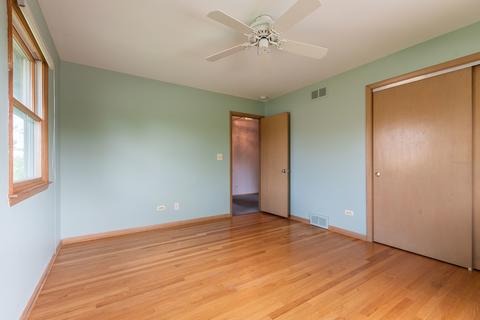 900 Blaze Trl, Wheeling, IL 60090 photo 17