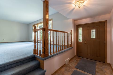 900 Blaze Trl, Wheeling, IL 60090 photo 6