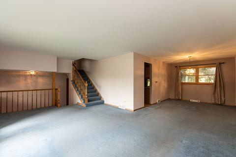 900 Blaze Trl, Wheeling, IL 60090 photo 8