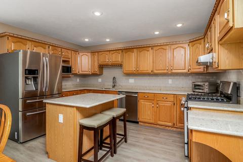 306 Jenny Lind Dr, Normal, IL 61761 photo 2