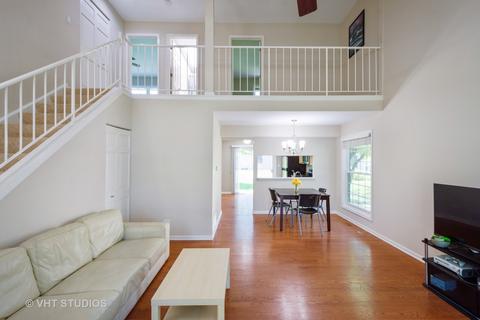 4544 Opal Dr, Hoffman Estates, IL 60192 photo 4