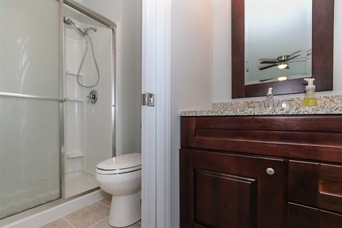 2002 W Parkview Cir, Hoffman Estates, IL 60169 photo 21