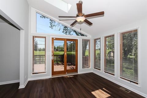 2002 W Parkview Cir, Hoffman Estates, IL 60169 photo 13