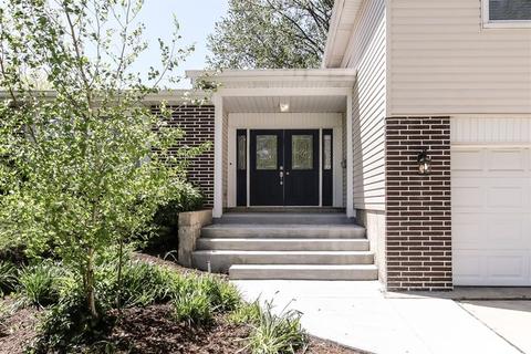 2002 W Parkview Cir, Hoffman Estates, IL 60169 photo 3