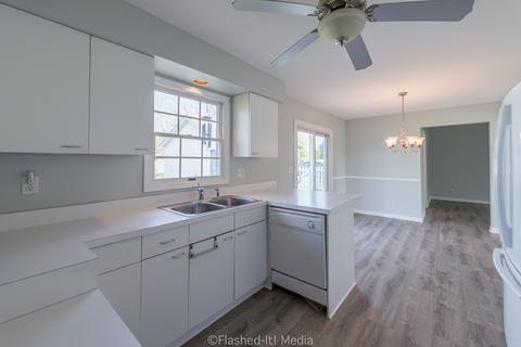 16331 S Peerless Ct, Plainfield, IL 60586 photo 16