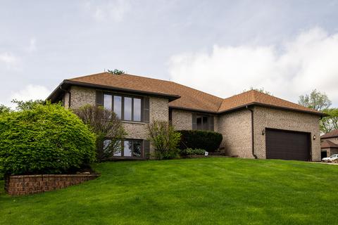 321 Bryce Ct, Bartlett, IL 60103 photo 2