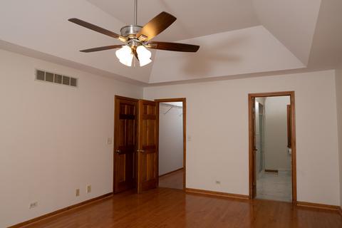 321 Bryce Ct, Bartlett, IL 60103 photo 8