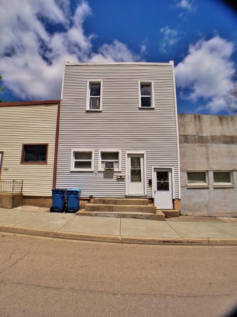412 E Walnut St, Oglesby, IL 61348 photo 1