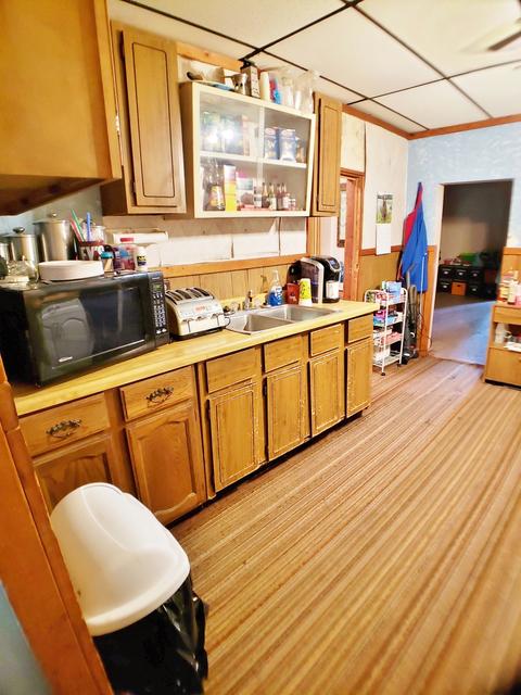 412 E Walnut St, Oglesby, IL 61348 photo 14