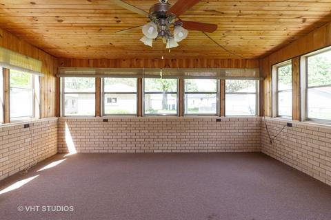 1421 S 4th Ave, Kankakee, IL 60901 photo 6